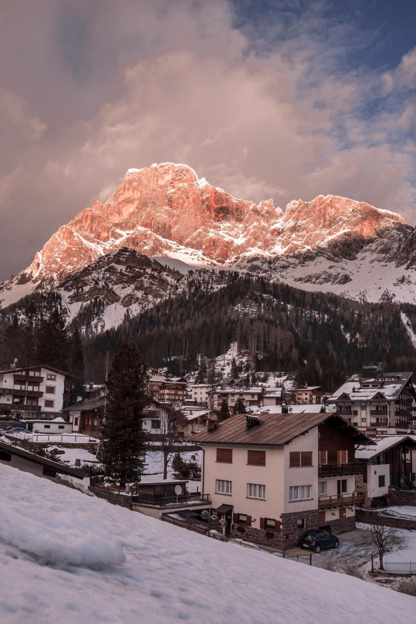 Hotel Panorama San Martino Di Castrozza Bagian luar foto