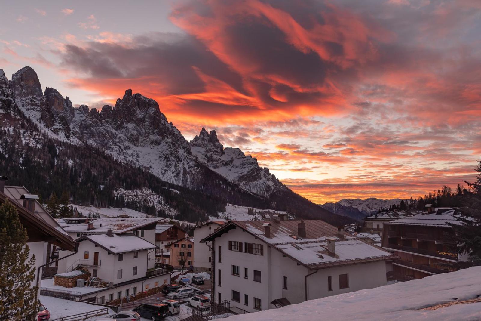 Hotel Panorama San Martino Di Castrozza Bagian luar foto